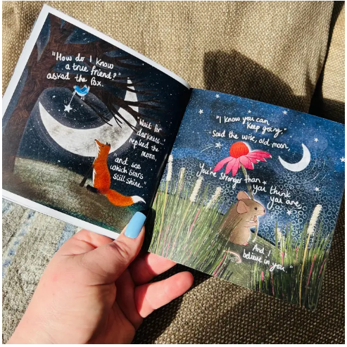 Fox Under The Moon - Hug In A Book