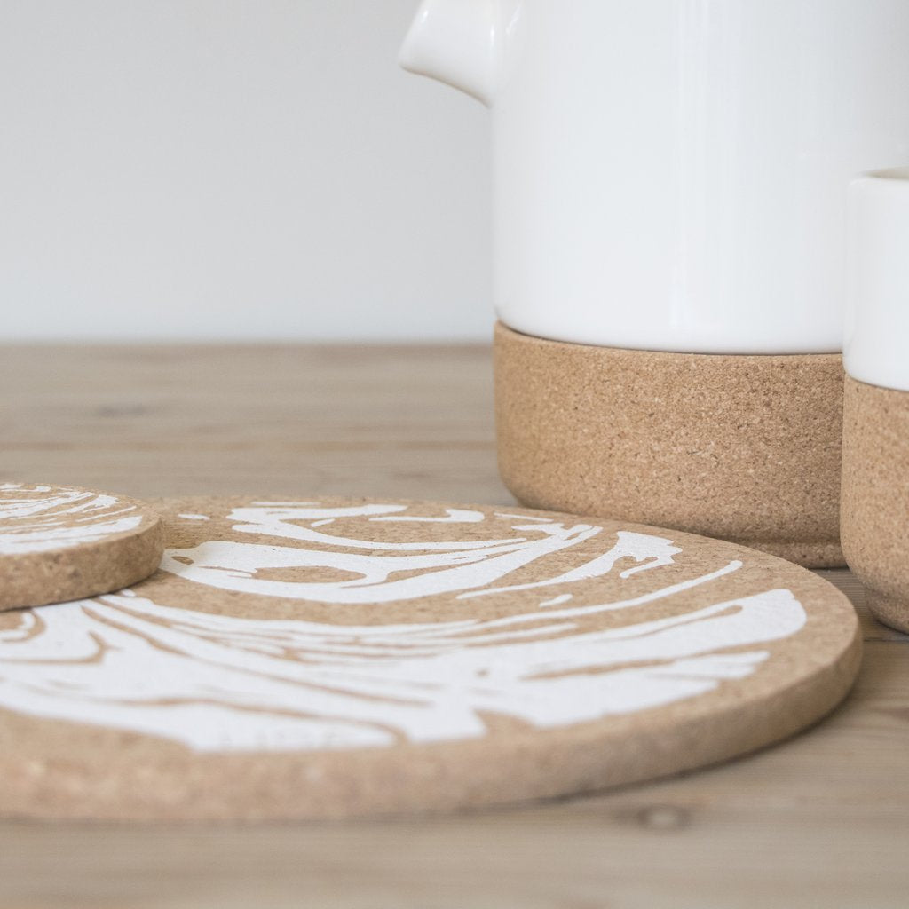 Singular Placemat - White Swirl Design