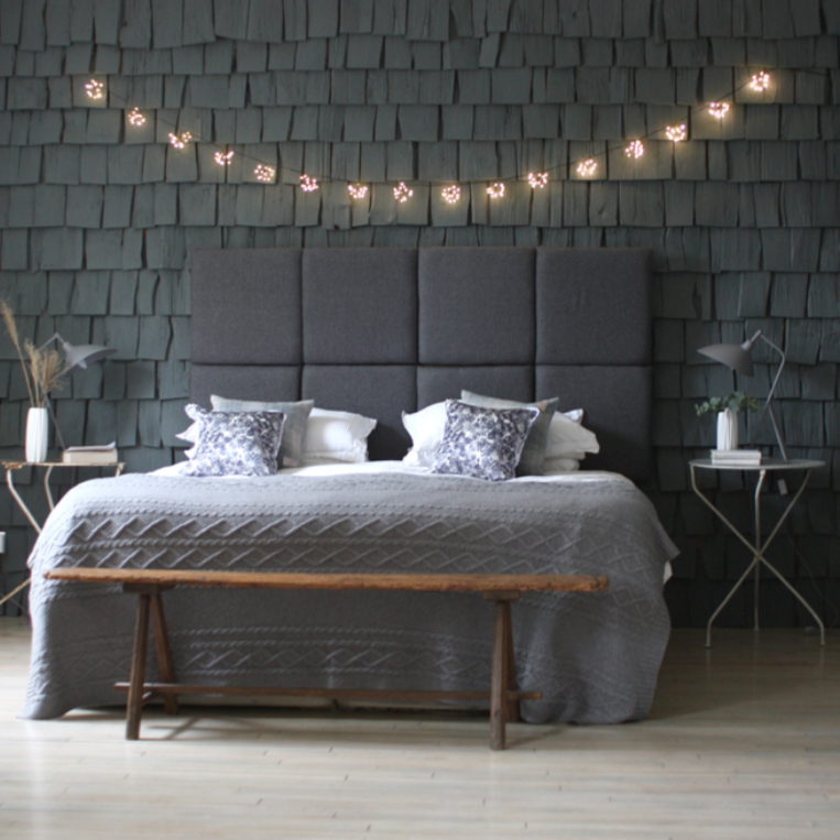 Starburst LED Chain Black - Battery Operated