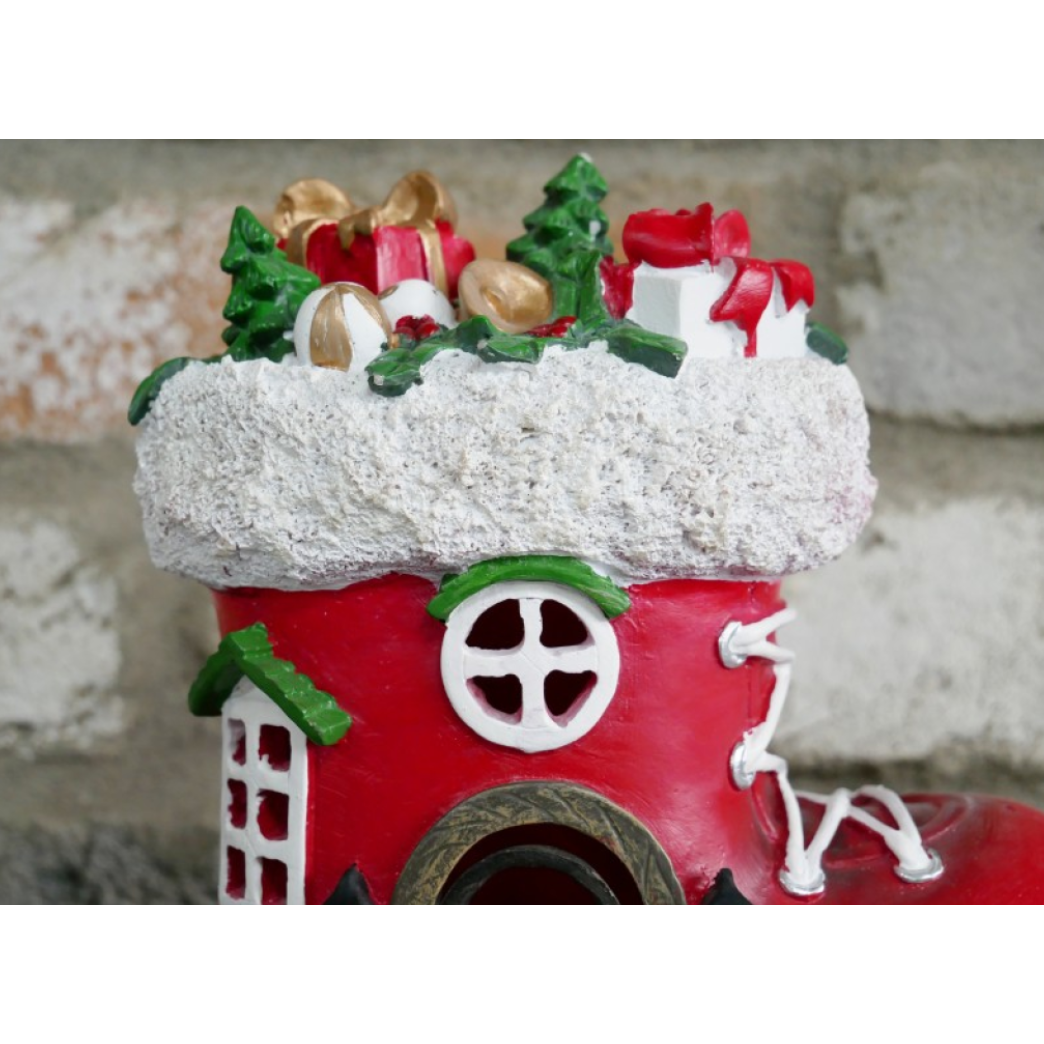 Reb Boot Christmas House