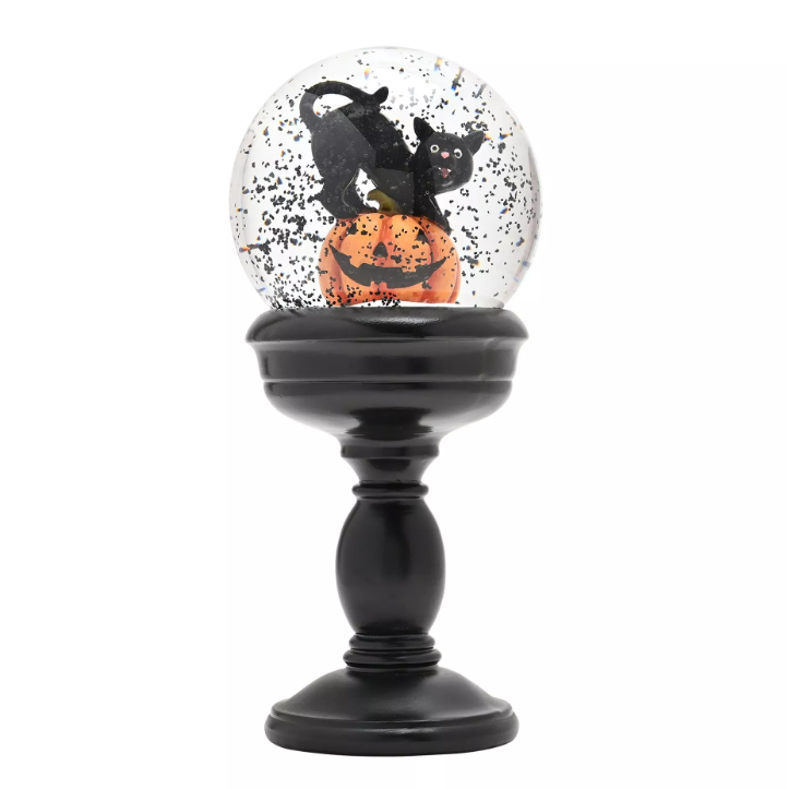 Pumpkin Snow Globe